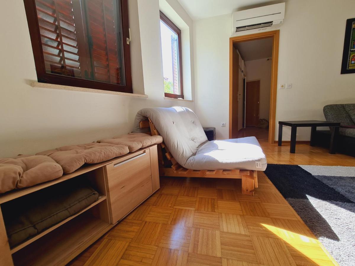 Izola Near The Sea Apartment Phòng bức ảnh